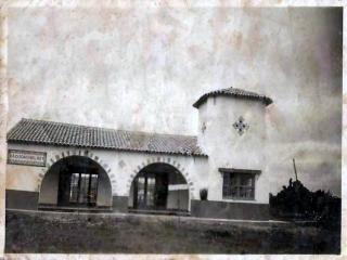 Antigo terminal de passageiros - Campo de aviação - Santa Cruz de Minas - MG